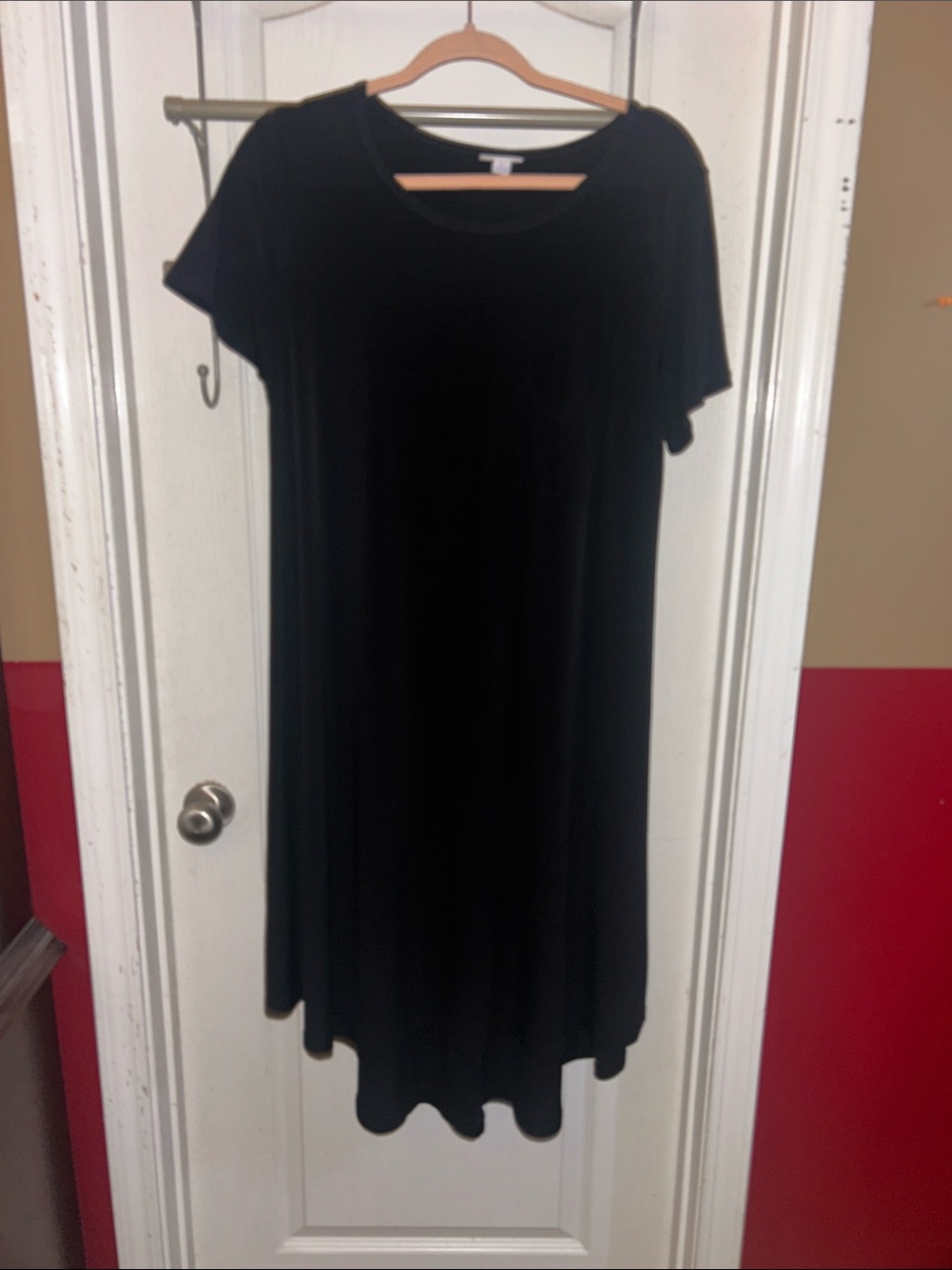 LuLaRoe Black High-Low Short Sleeve Dress